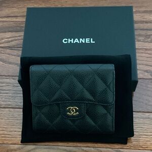 CHANEL Black Caviar Quilted Compact Flap Wallet - Brand New Condition